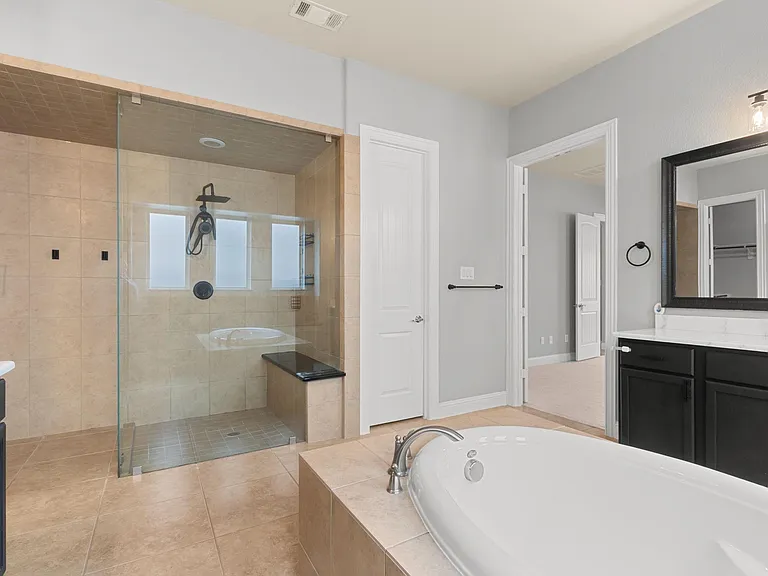 12426 Cumberland Dr — Photo 30