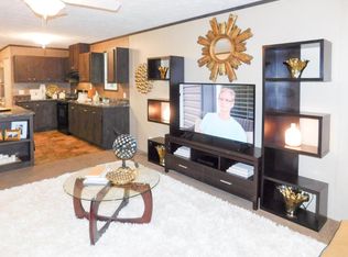 214 Winchester Trl, Goshen, IN 46526