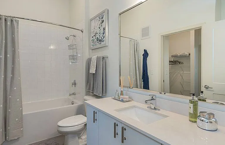 Soaking Tub