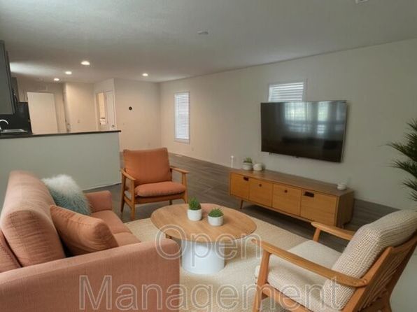 18-1015 Gibraltor Ave N Lot 18