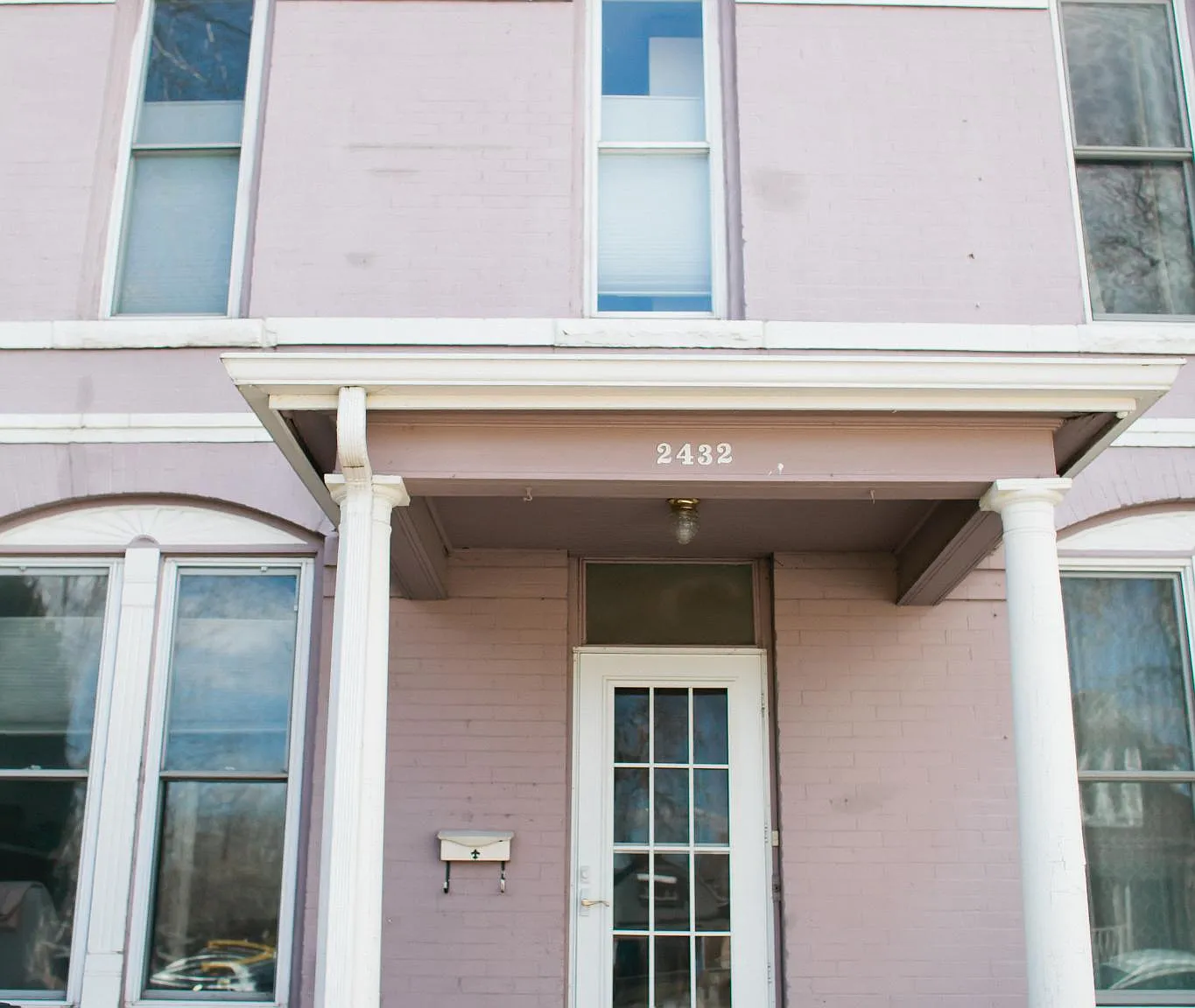 2 bed, 1050 sqft, $2,750 — Photo 1