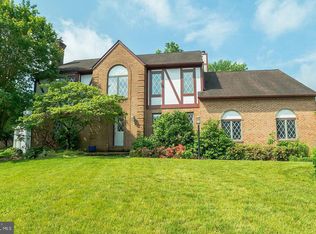 1727 Peartree Ln, Crofton, MD 21114