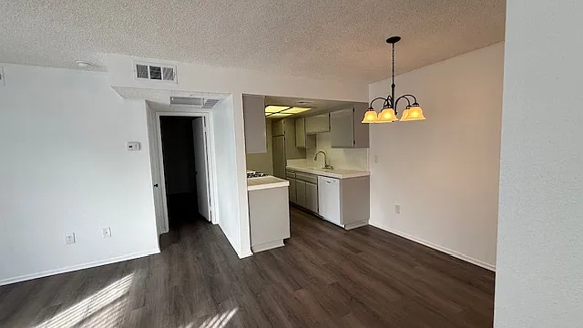 Baywood Apartment Homes — Photo 21