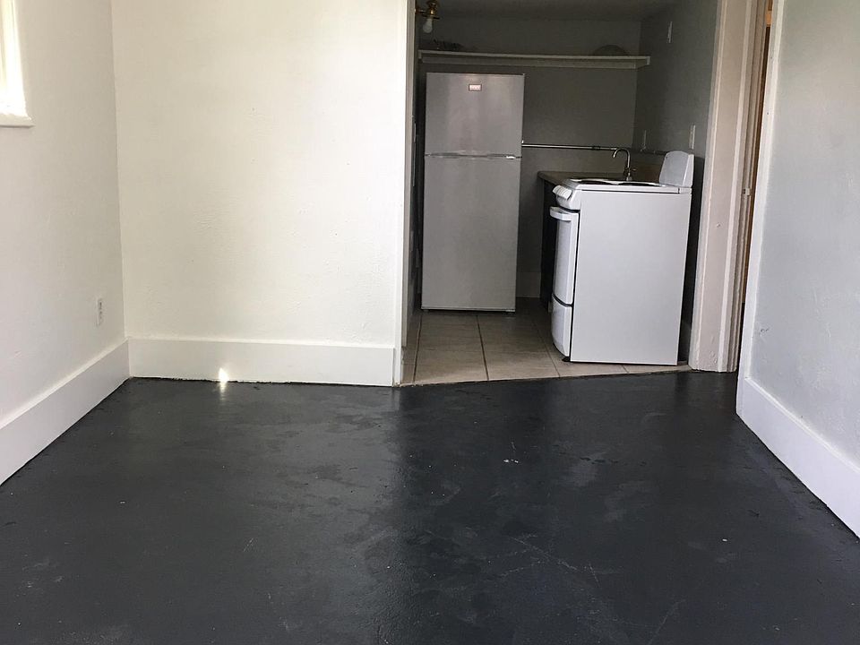 2nd image of 849 N Hayes Ave