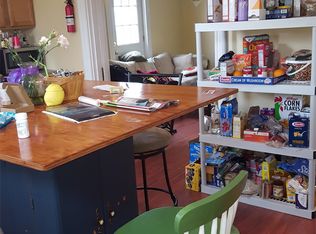 16 Manor Ave, Millersville, PA 17551