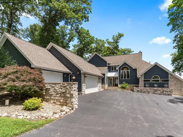 2107 S Airport Rd, Monticello, IN 47960