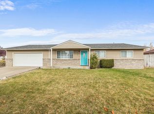 621 Westwind Dr, Zillah, WA 98953