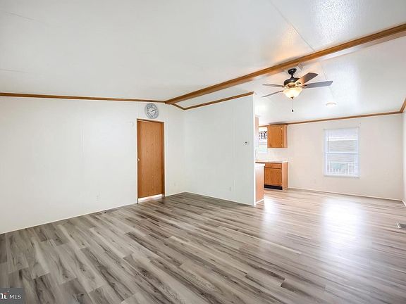 4th image of 123 Mimosa Dr