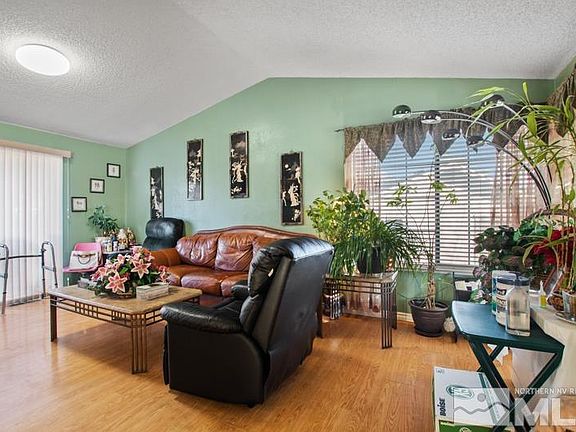 4th image of 1436 Heaven Dr