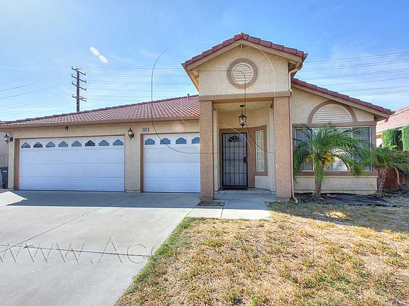 2nd image of 2862 Cypress St