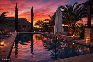 2nd image of 806 W DESERT RANCH Road