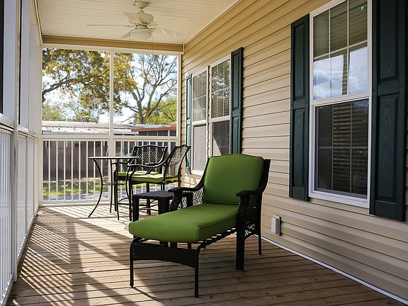 2nd image of 1502 A W. Gleneagles
