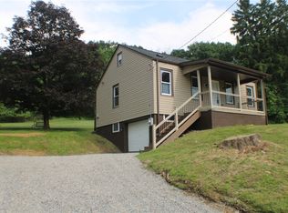 135 Truver Rd, Valencia, PA 16059