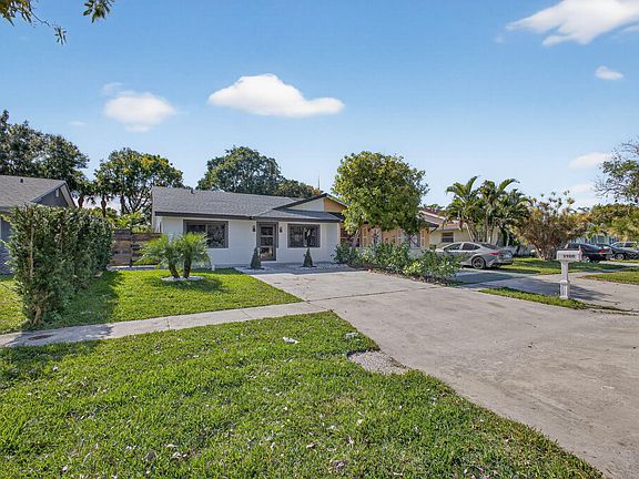 2nd image of 3900 Kenas Street