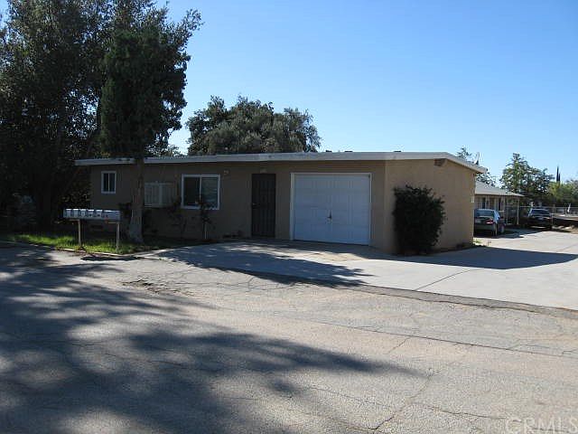1st image of 944 Avenue B