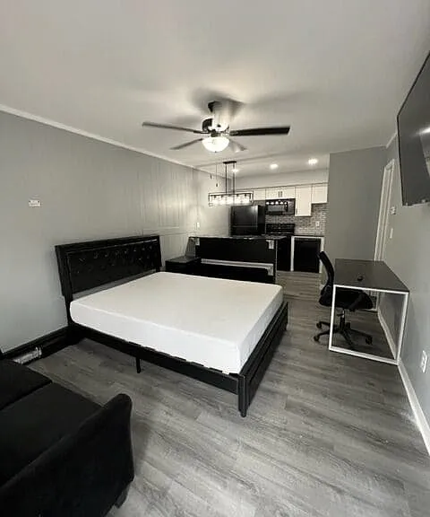 401 Smith St #STREETB13 — Photo 11