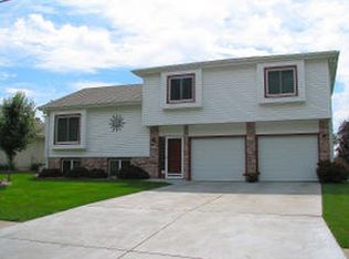 204 Ridge Rd, Council Bluffs, IA 51503