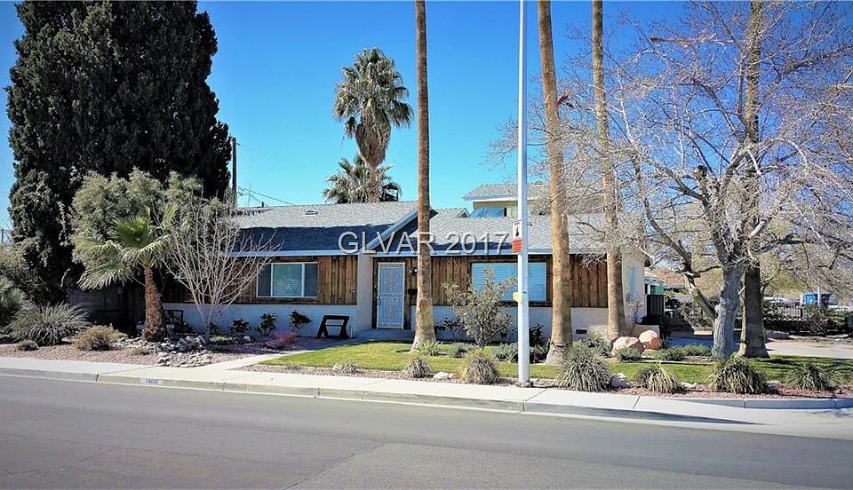 Amazing Single Story Vintage Home in the heart of Las Vegas