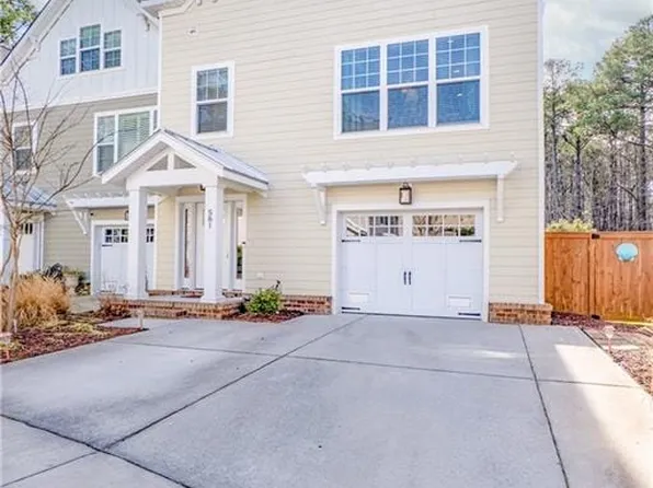 581 Sea Oats Way, Virginia Beach, VA 23451