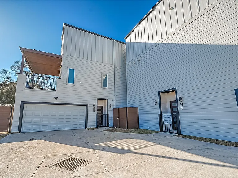 1718 Hardy St — Photo 4