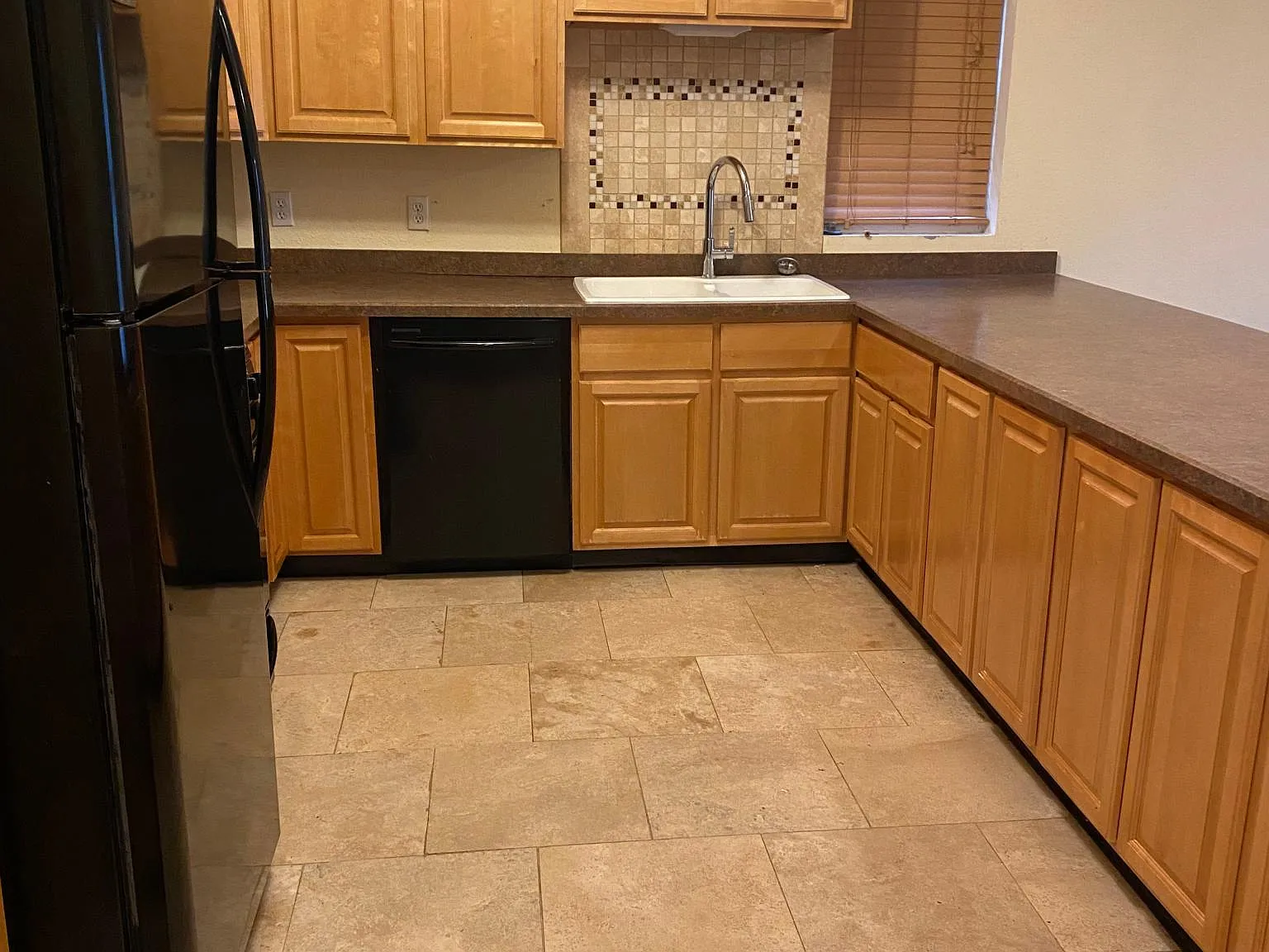 163 Anderson Pl — Photo 4