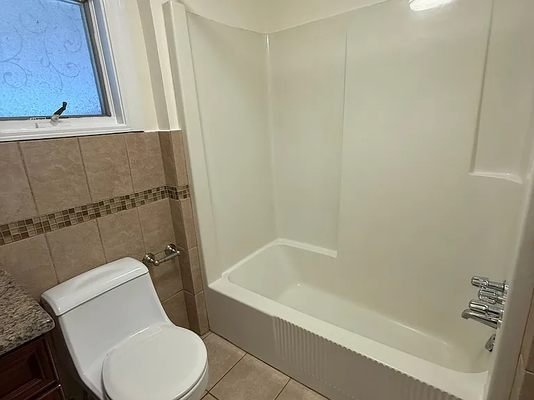 26 Florence Ave #1 — Photo 10
