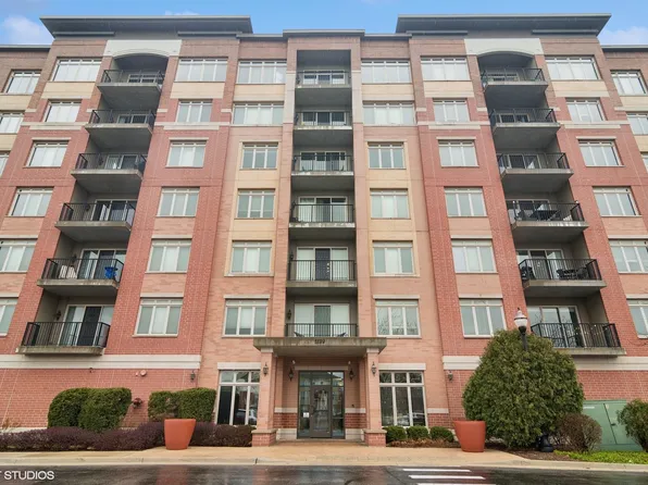 1199 E Port Clinton Rd Unit 311, Vernon Hills, IL 60061