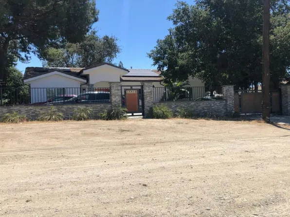 15416 Monte St, Sylmar, CA 91342