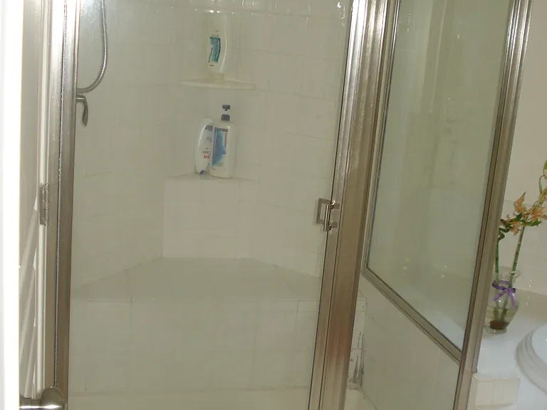 1737 Chiswick Ct — Photo 20