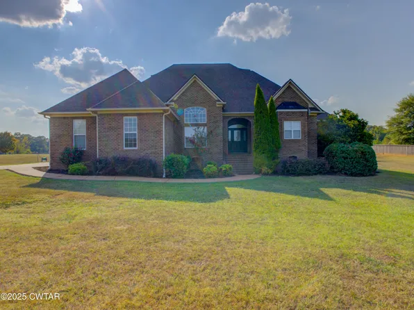 135 Fox Run Cv, Henderson, TN 38340