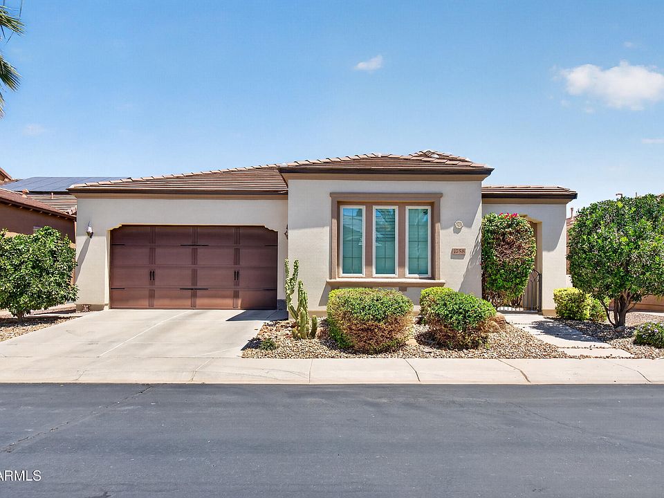 1st image of 1758 E HESPERUS Way