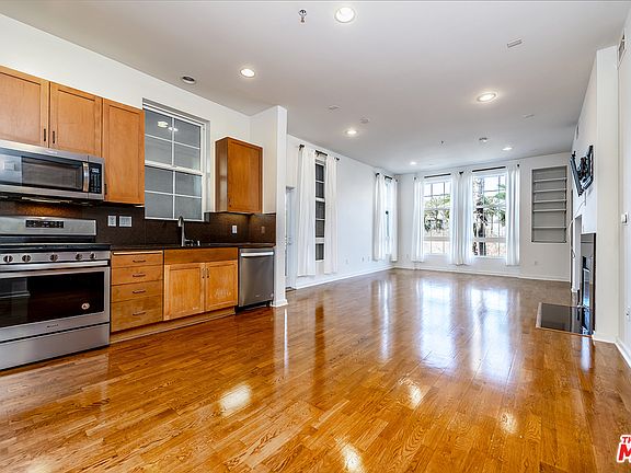 3rd image of 13020 Pacific Promenade Unit 211