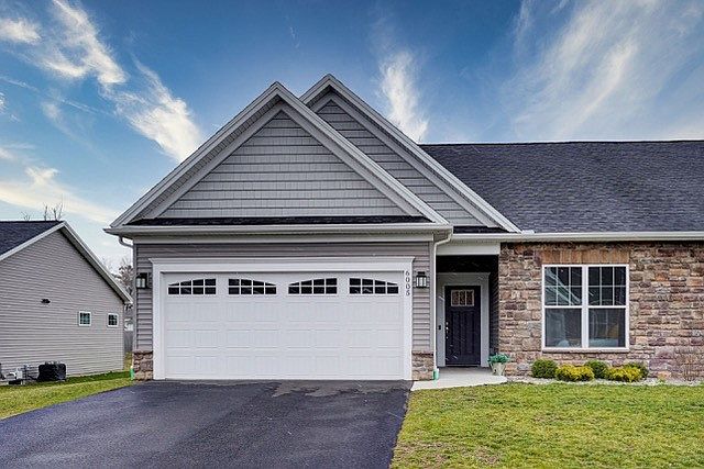 1st image of 6005 Redfield Dr