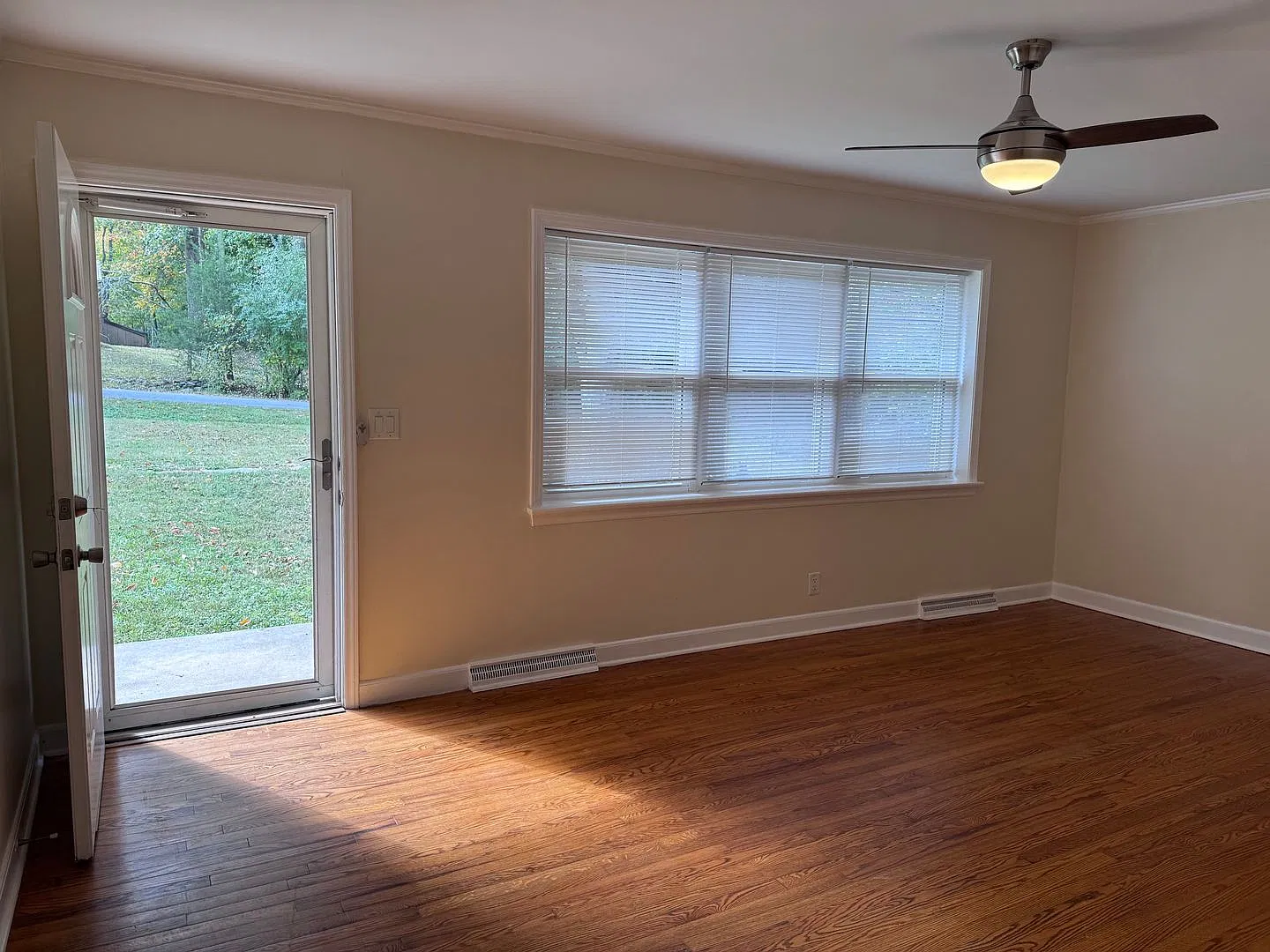 4 Bed, 2 Bath Home located in Ramseur — Photo 2