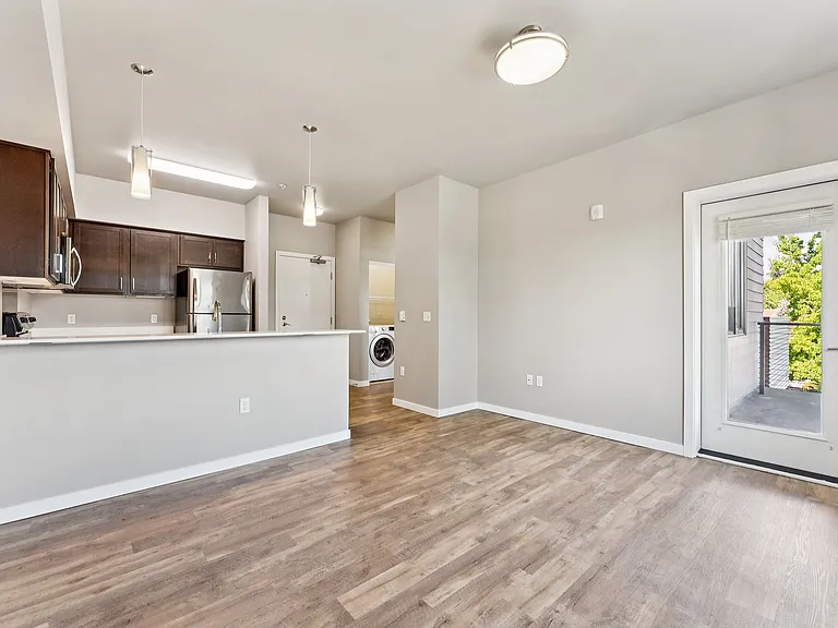 LaScala Apartments — Photo 5