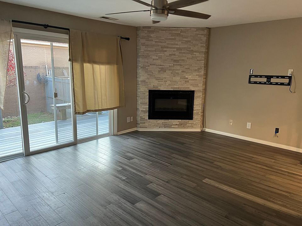 Living room.