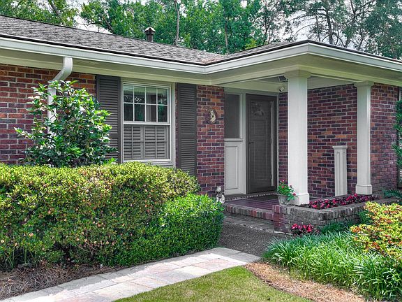 4th image of 640 Cambridge Road