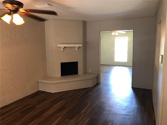 4th image of 40 E Mountain Creek Dr #24