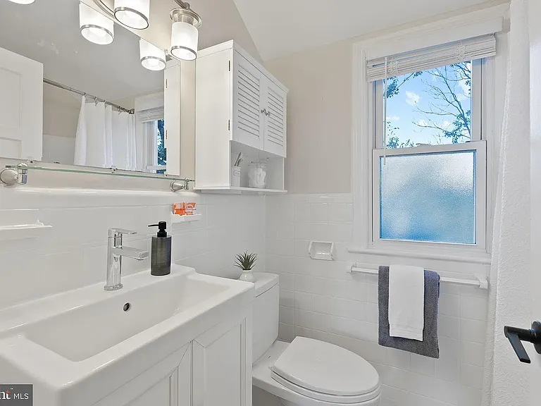 5845 Monticello Rd — Photo 17