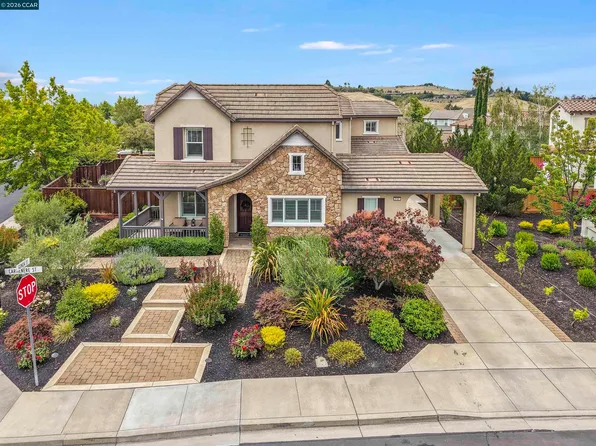 2151 Carmenere St, Danville, CA 94506