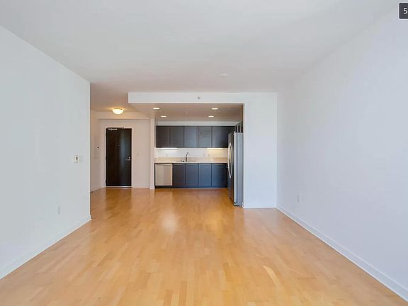 2nd image of 1160 Mission St Unit 1212