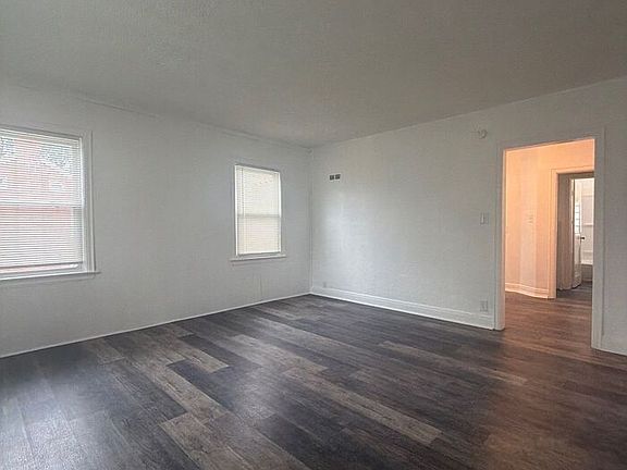 2nd image of 396 Davis Rd