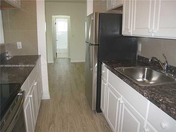 2nd image of 835 Lenox Ave APT 104
