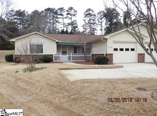 416 Lakeside Cir, Greenville, SC 29615