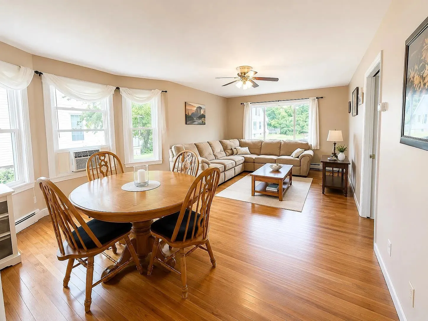 3 bed, 1150 sqft, $2,100 — Photo 4