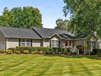 1242 Scalesville Rd, Summerfield, NC, 27358