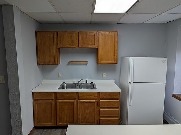 2nd image of 30 Baker St W #9