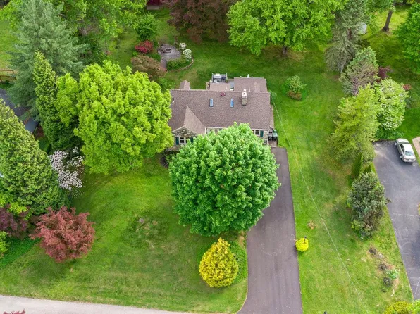 534 Pinney Rd, Huntingdon Valley, PA 19006