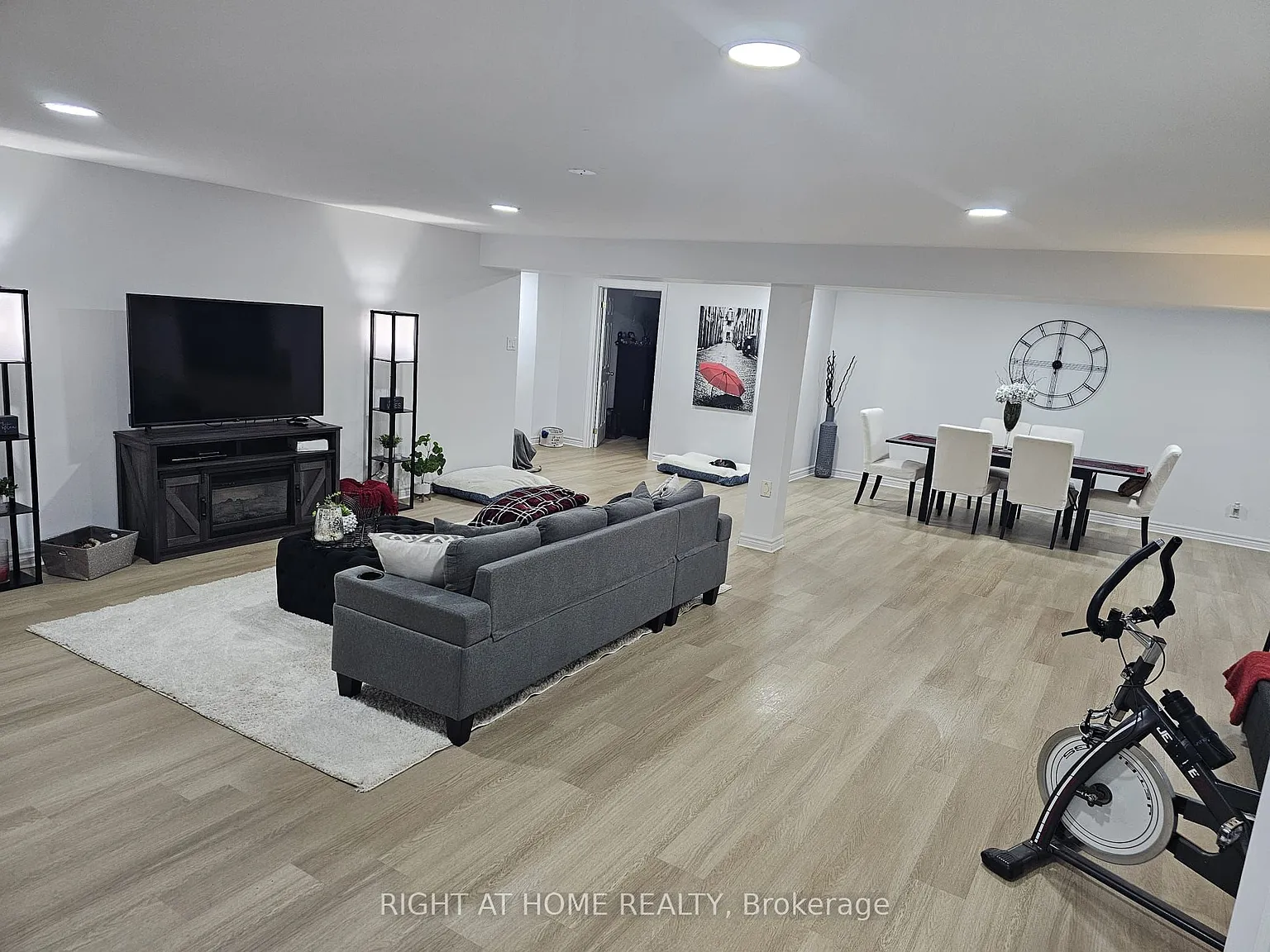 3 bed, $2,300 — Photo 3
