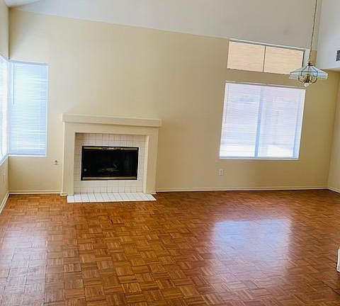 4th image of 1612 Leaning Pine Way